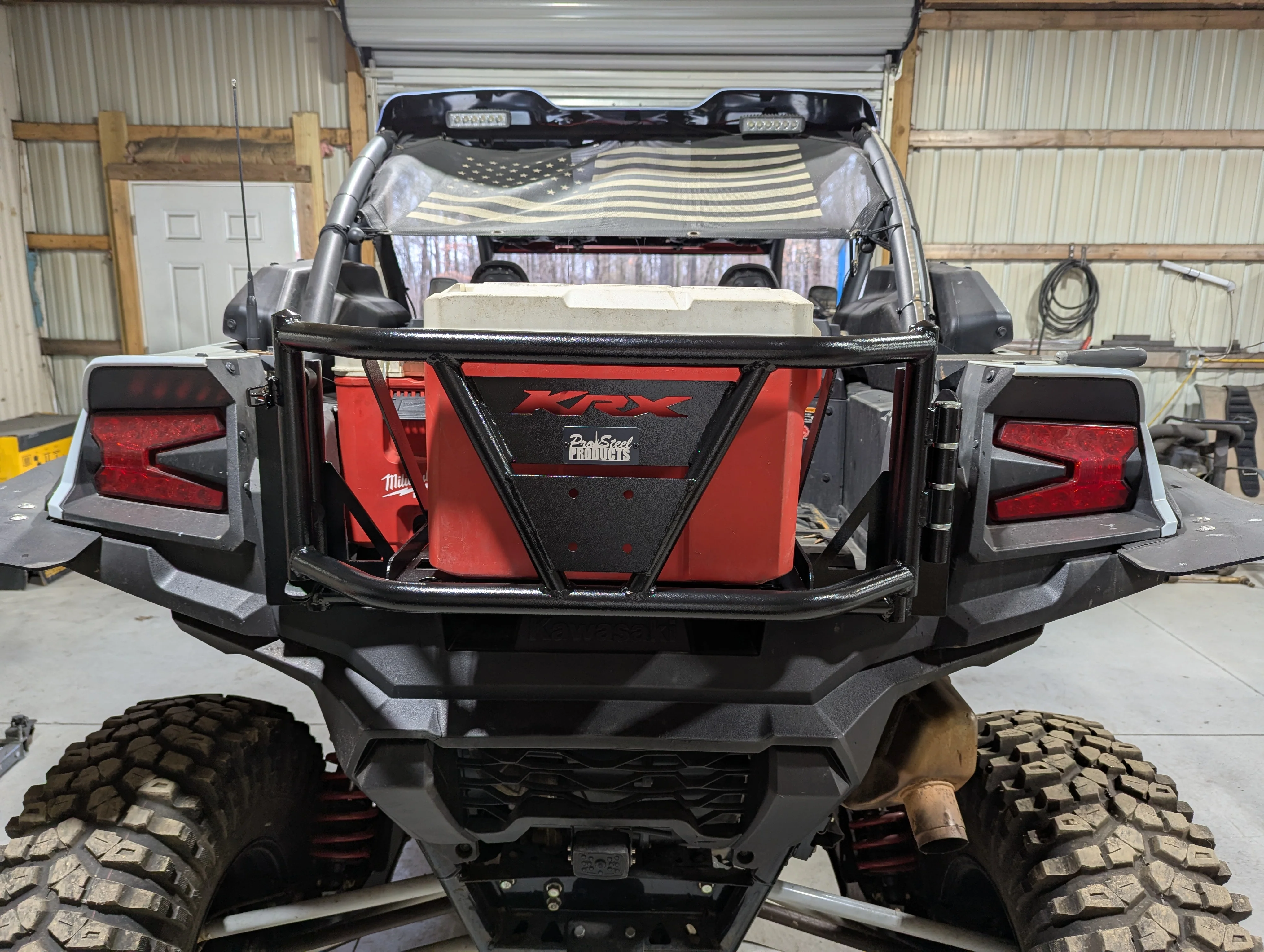 Swing out tailgate with packout Fits with or without OEM rear bumper - Image 10