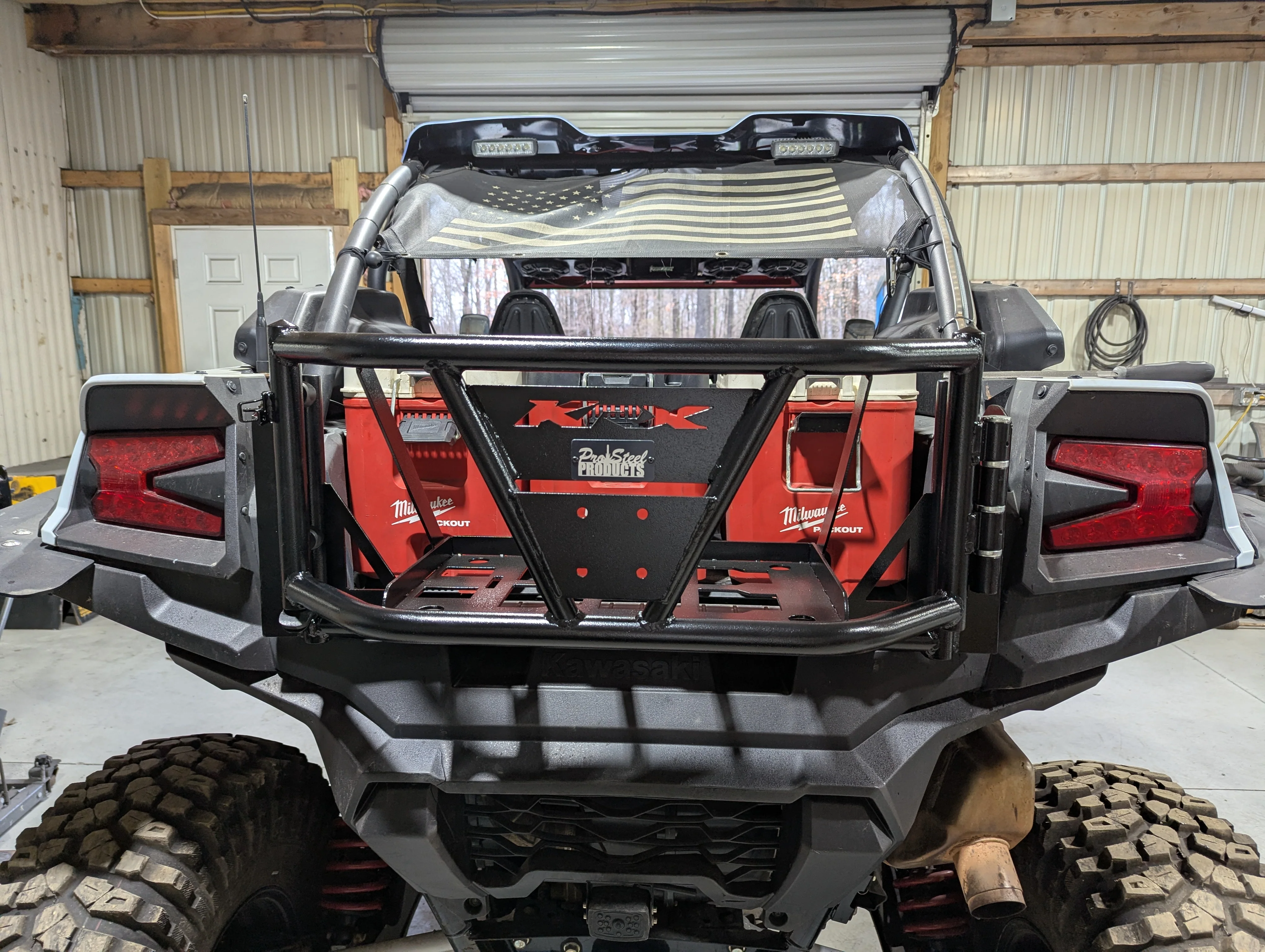 Swing out tailgate with packout Fits with or without OEM rear bumper - Image 16