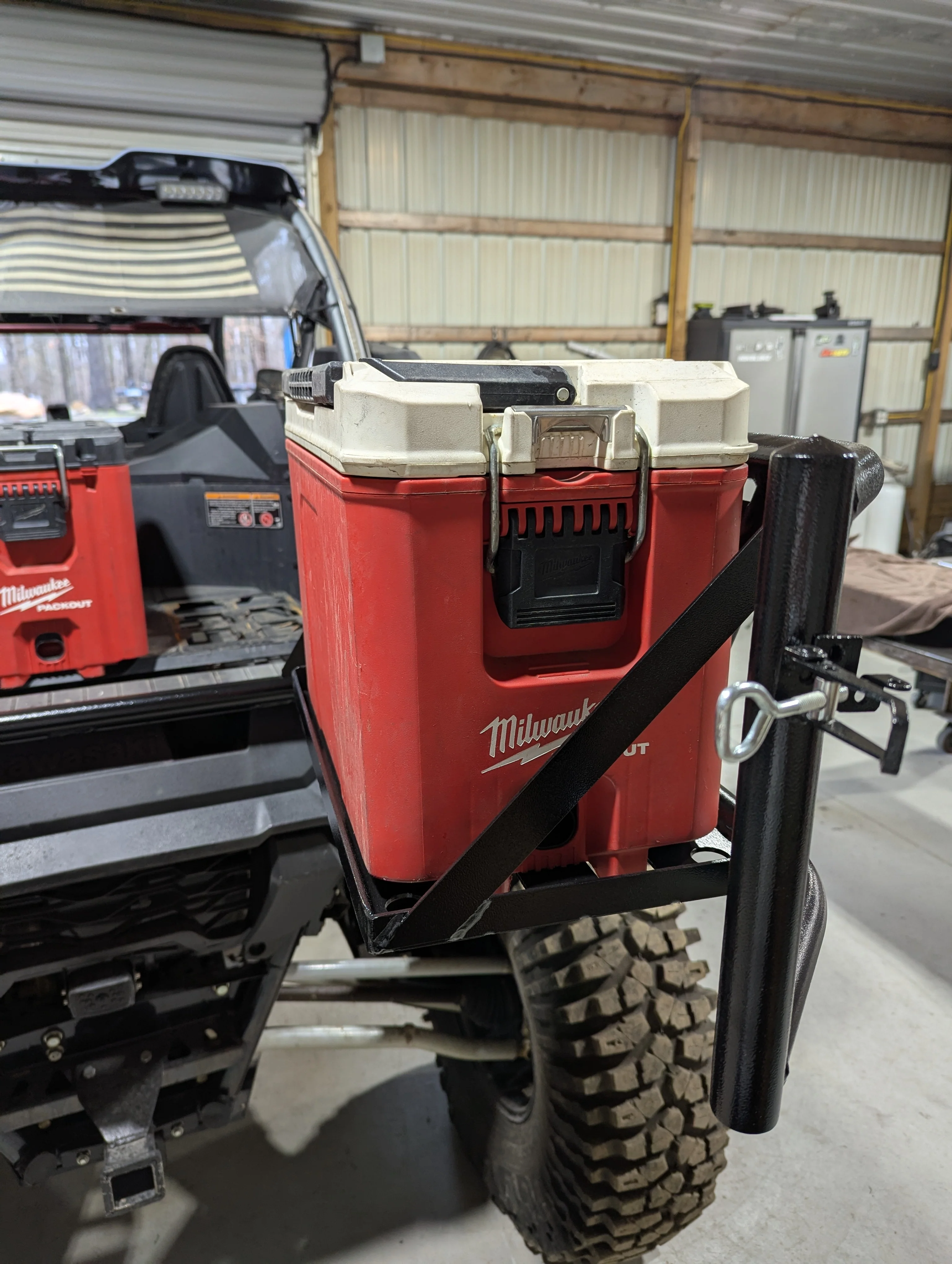 Swing out tailgate with packout Fits with or without OEM rear bumper - Image 9